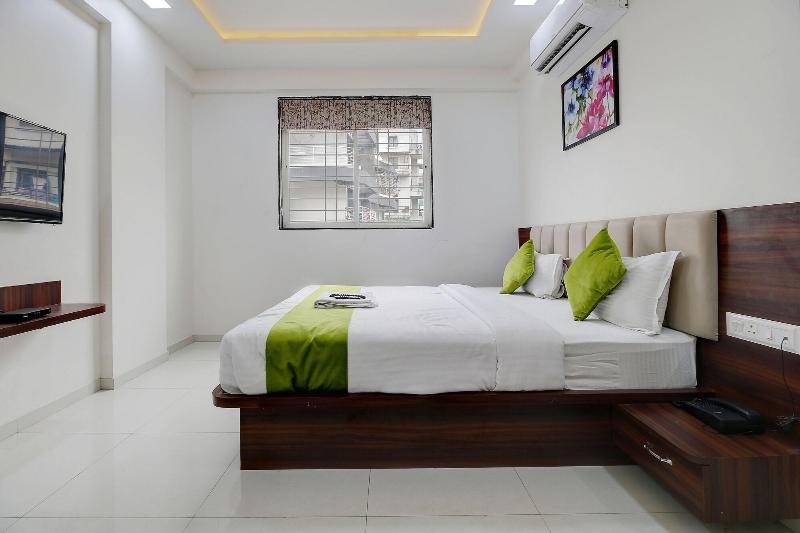 Staybird Nest A Premium Residences image