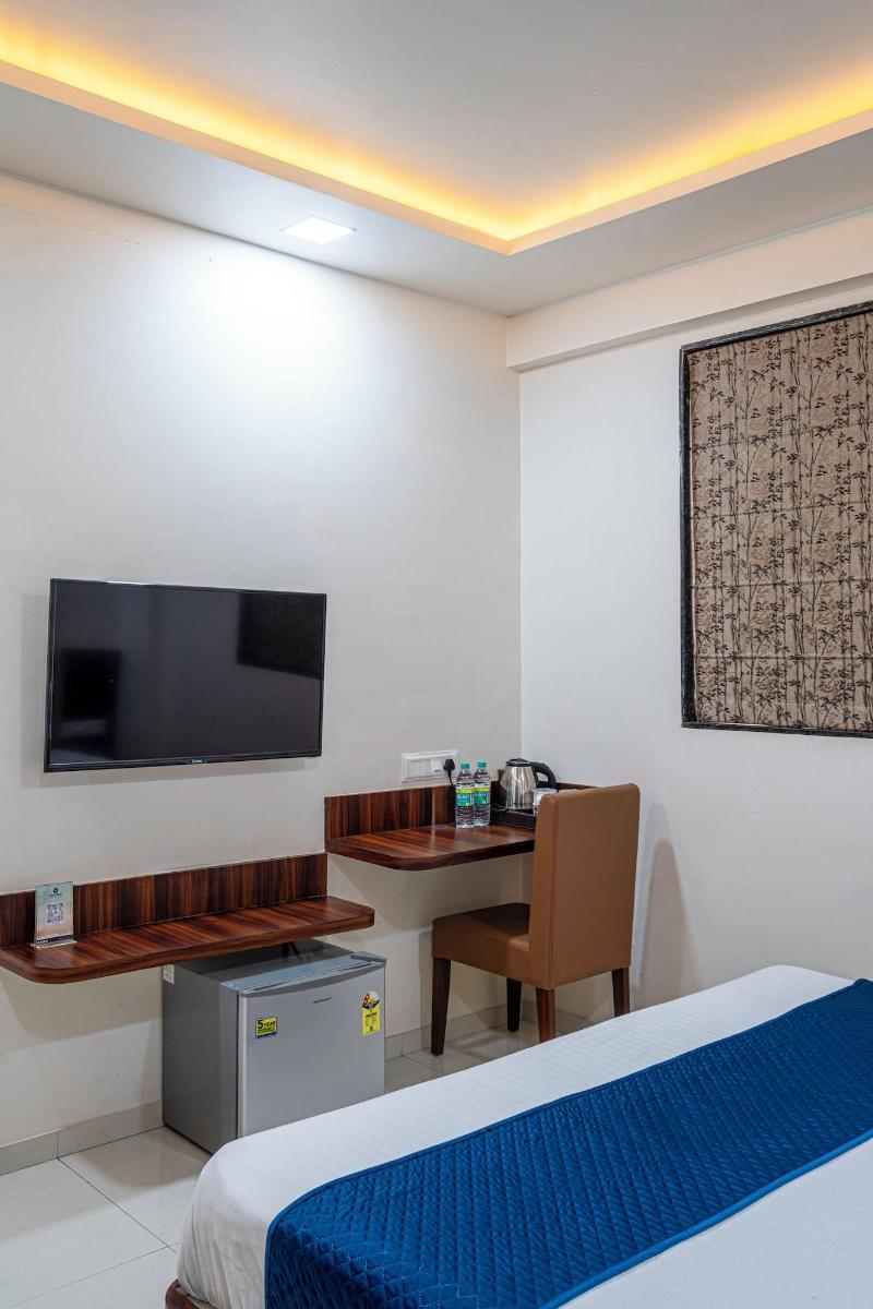 Staybird Nest A Premium Residences image