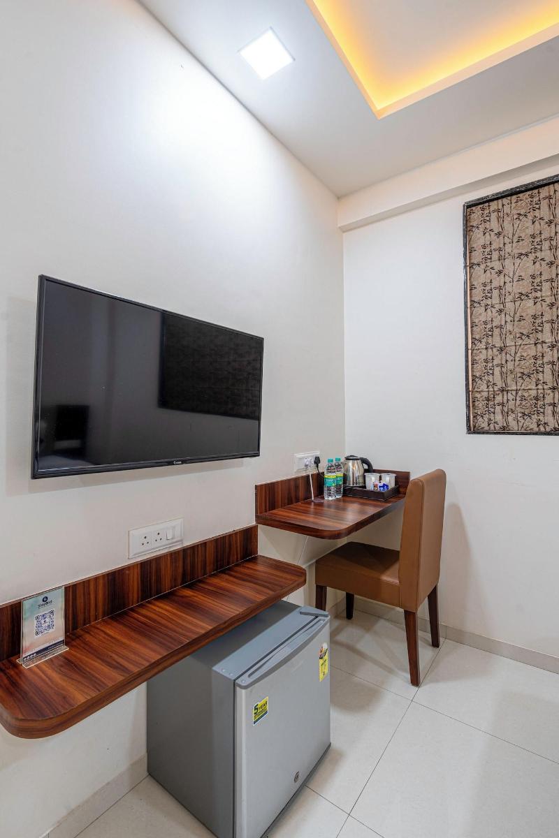 Staybird Nest A Premium Residences image
