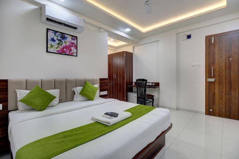 Staybird Nest A Premium Residences image