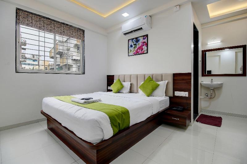 Staybird Nest A Premium Residences image