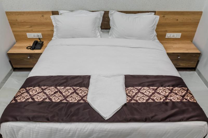 Meridian Hotel Banquets And Rooms — view