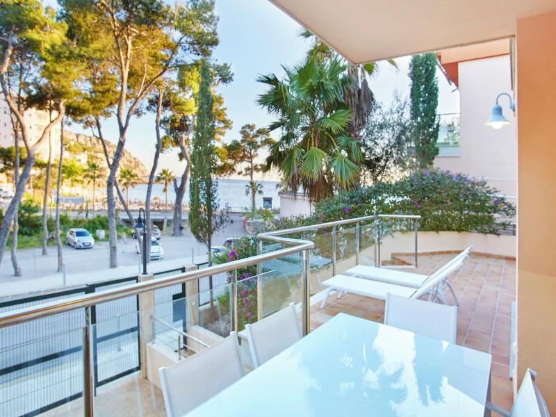 Universal Aquamarin Beach Houses image