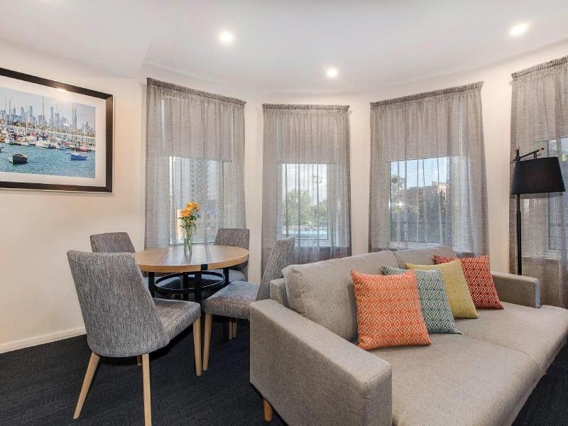 Melbourne South Yarra Central Apartment Hotel image