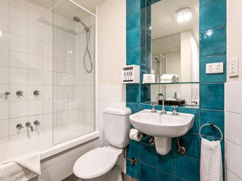 Melbourne South Yarra Central Apartment Hotel image