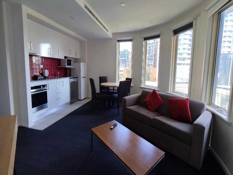Melbourne South Yarra Central Apartment Hotel image