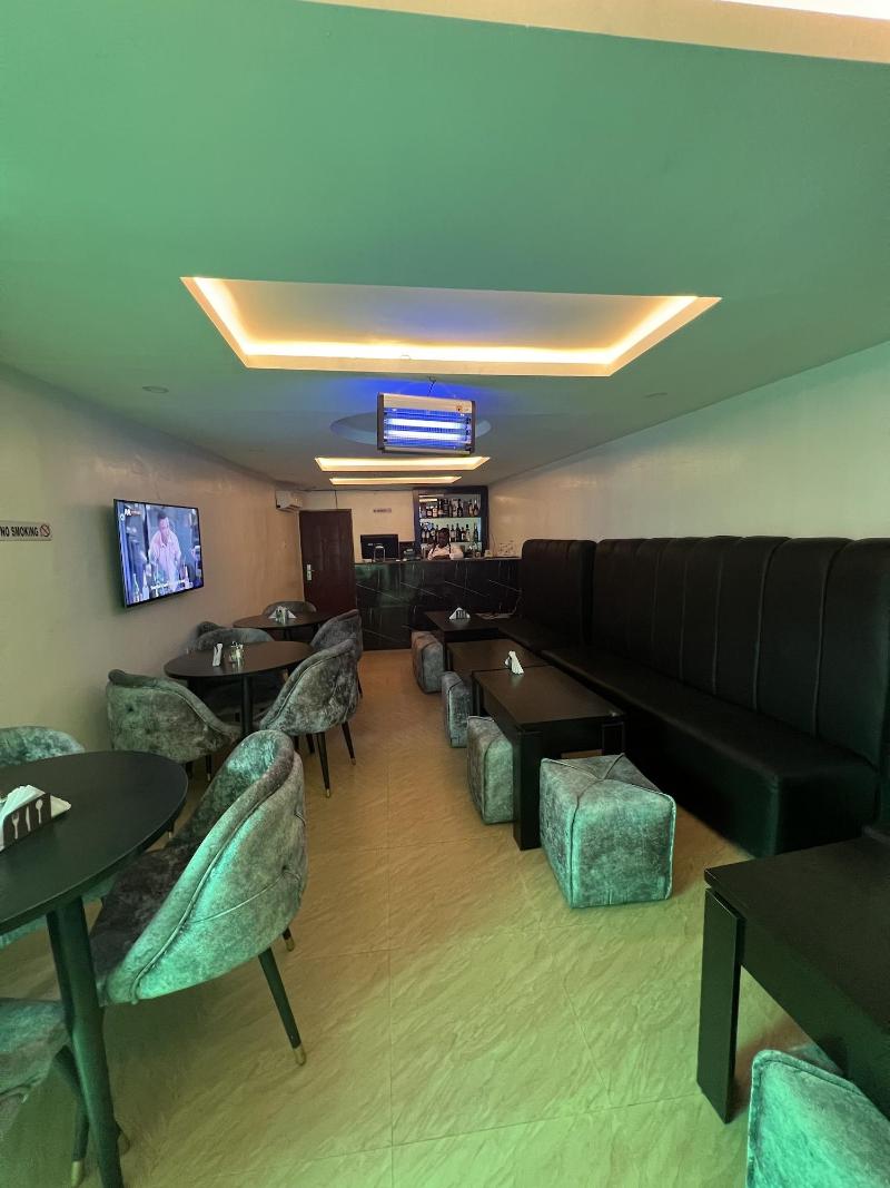 Thapunchline Apartments Hotels image