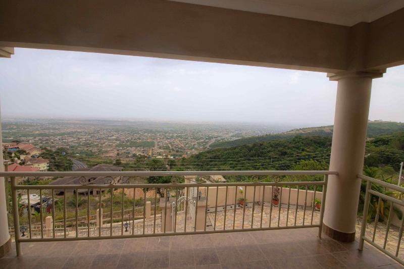 Brown Hills Residences image