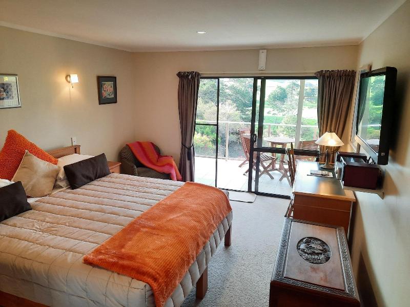 Riverside Homestead Waitangi image