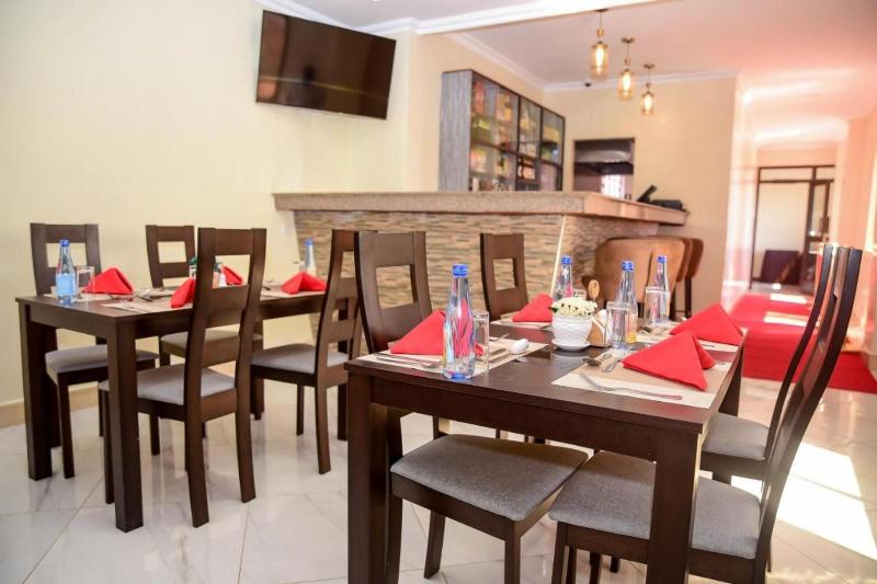La Beila Hotel Meru