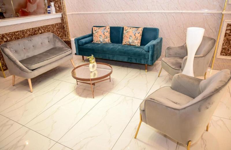 La Beila Hotel Meru