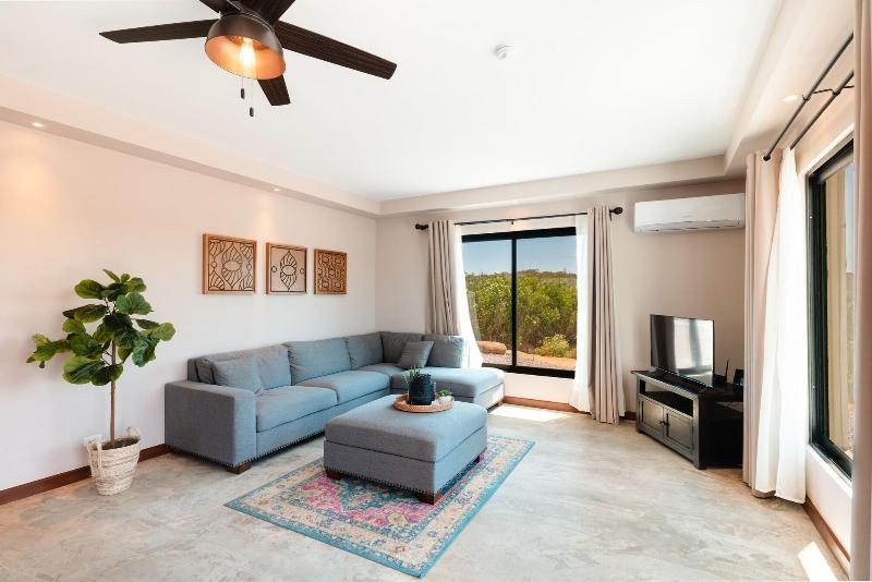 Sarab Hotel image