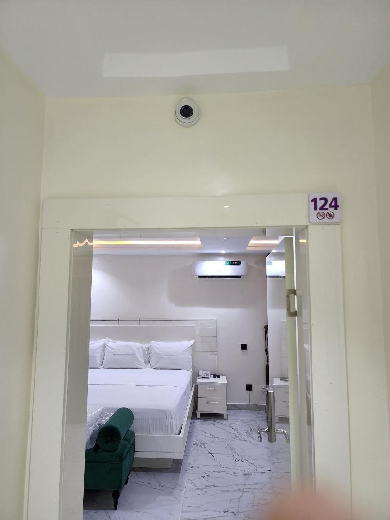 Luxol Homes And Suites image
