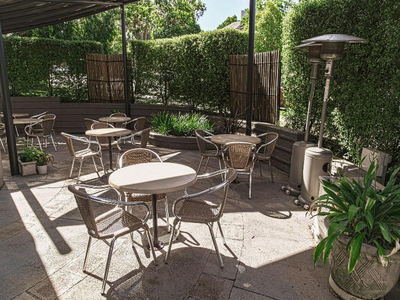 Melbourne Kew Central Apartment Hotel image