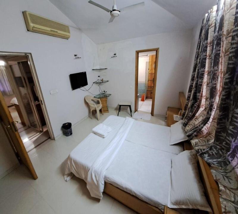 Elis Hospitality Service Parth Bungalow image