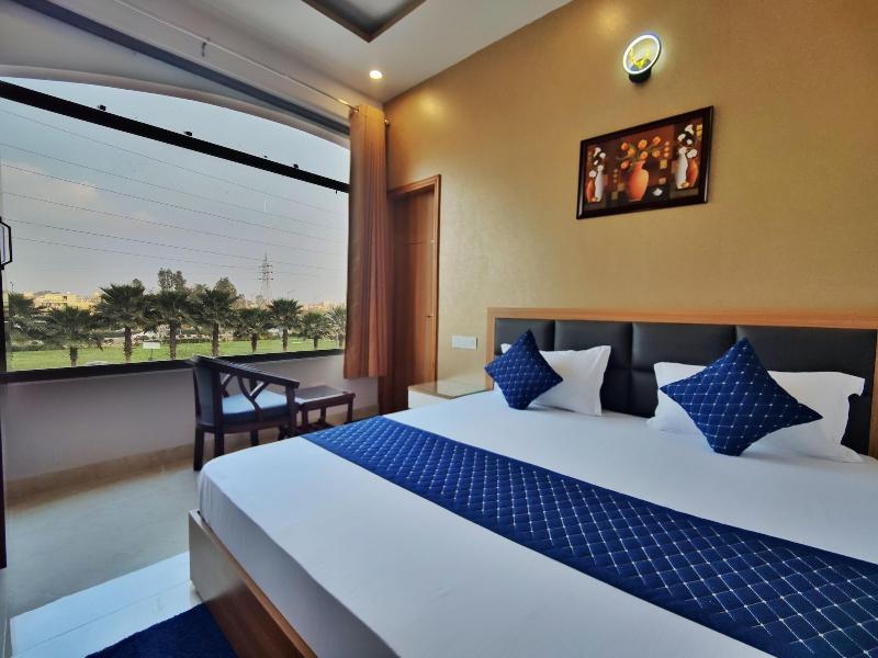Hotel Park Hills image