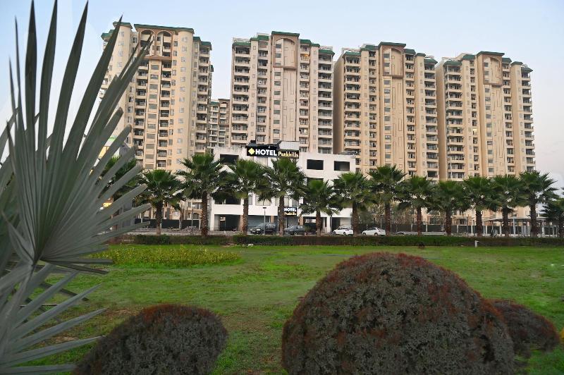 Hotel Park Hills image