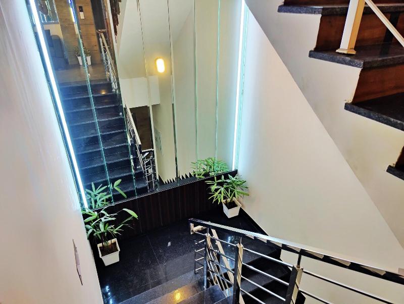 Hotel Park Hills image