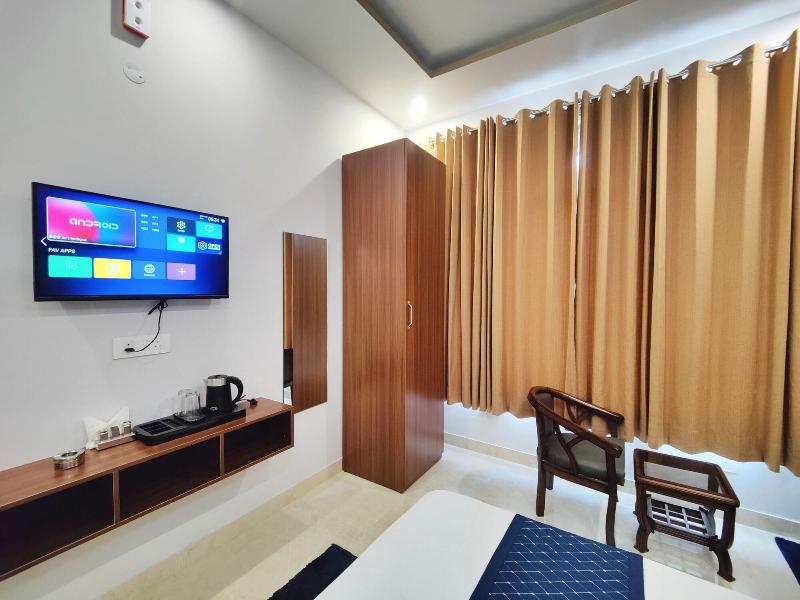 Hotel Park Hills image