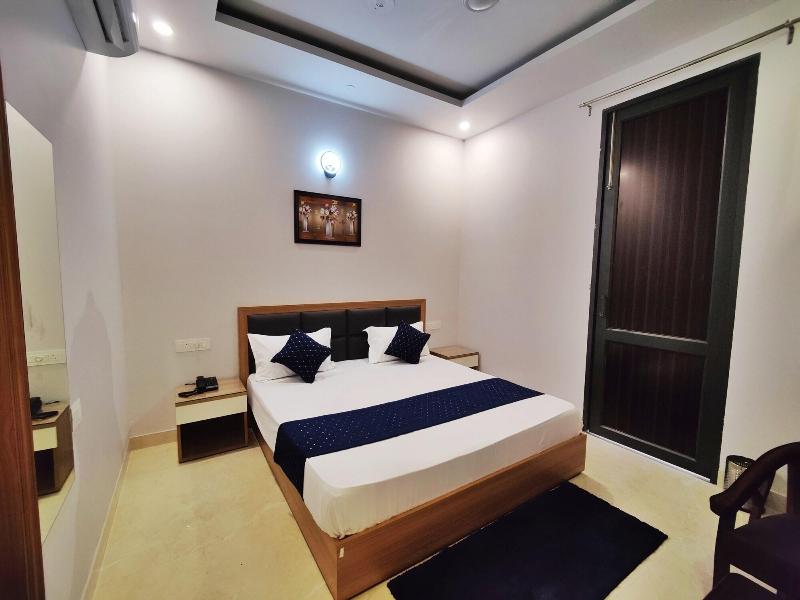 Hotel Park Hills image