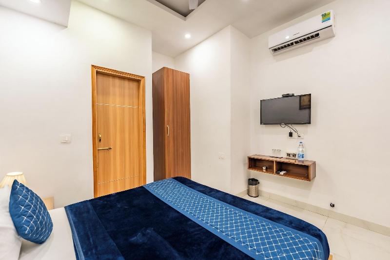 Hotel Park Hills image