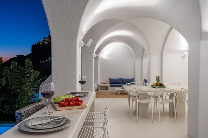 Inspire Santorini Luxury Villas image