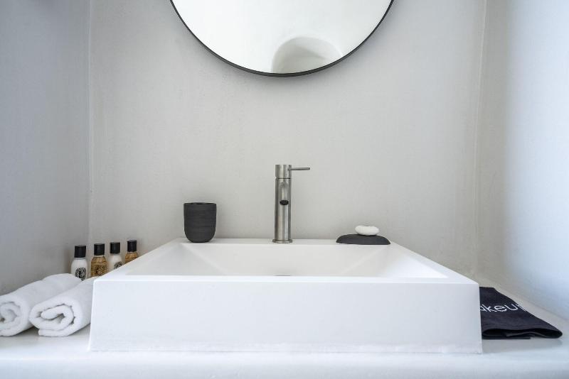 Inspire Santorini Luxury Villas image