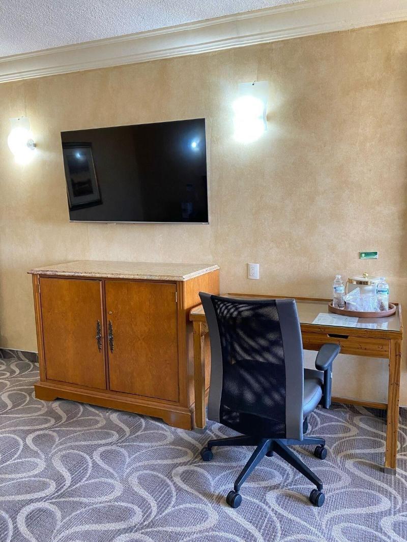 Los Cedros Hotel Inn image