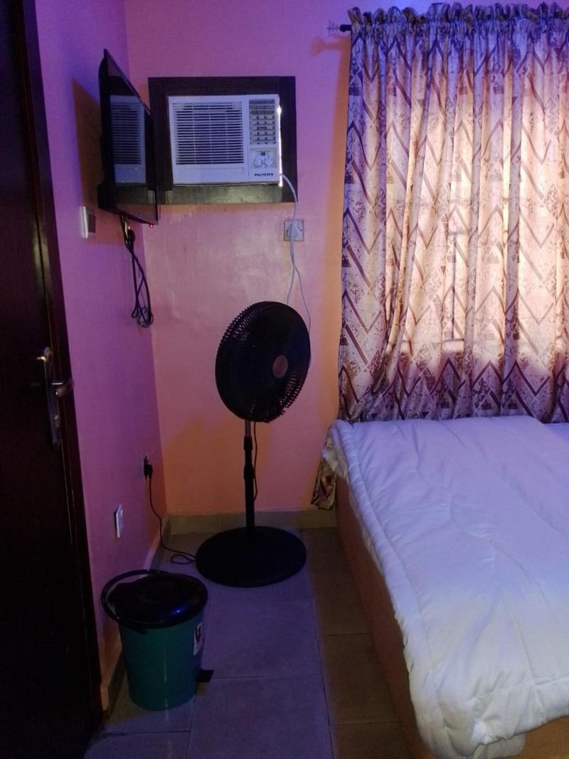 Americana Hotel image