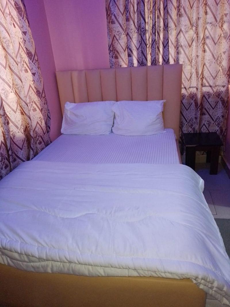 Americana Hotel image