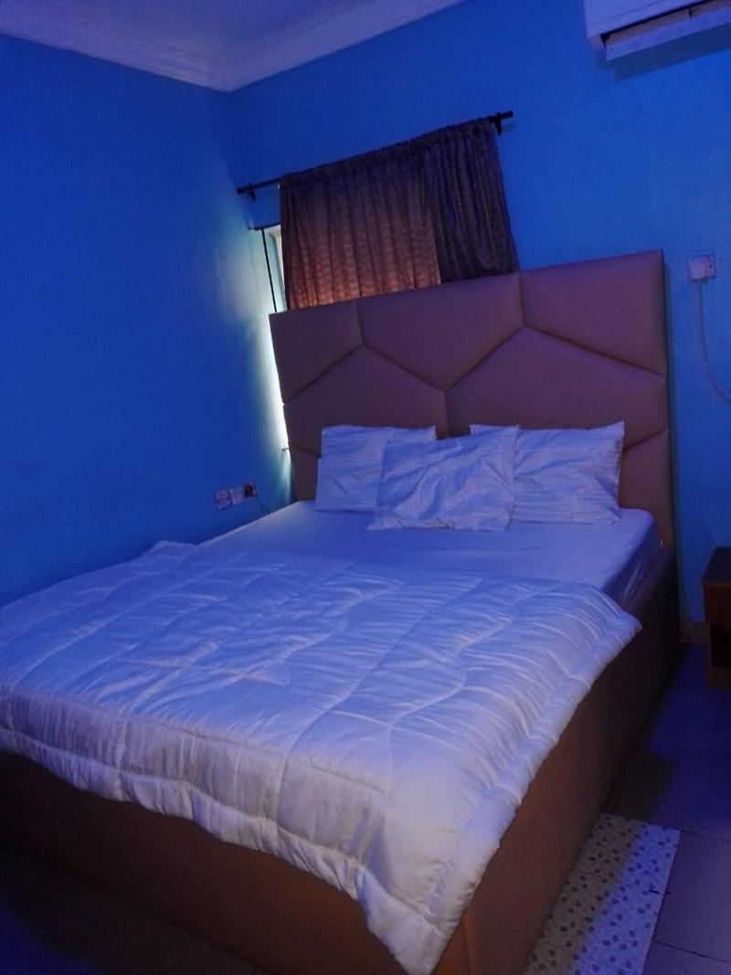 Americana Hotel image