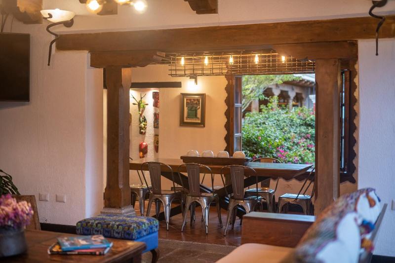 Barbaras Boutique Hostel image