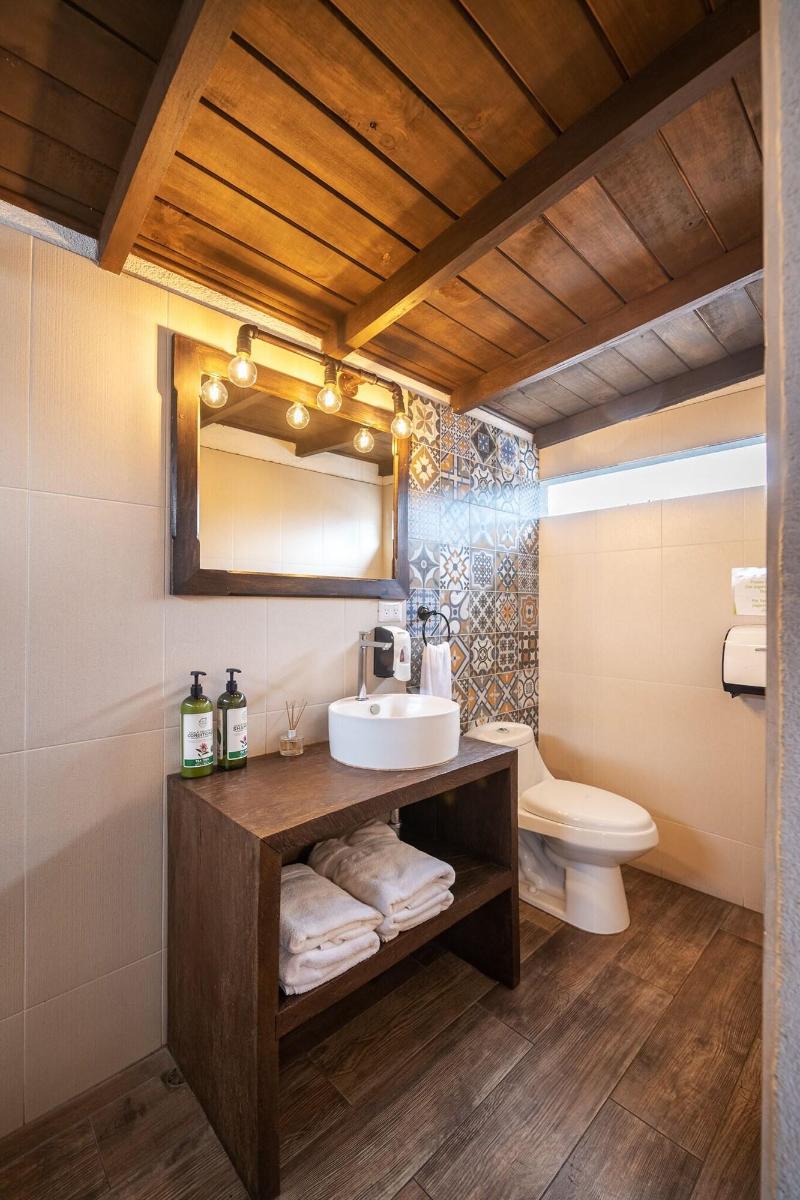 Barbaras Boutique Hostel image