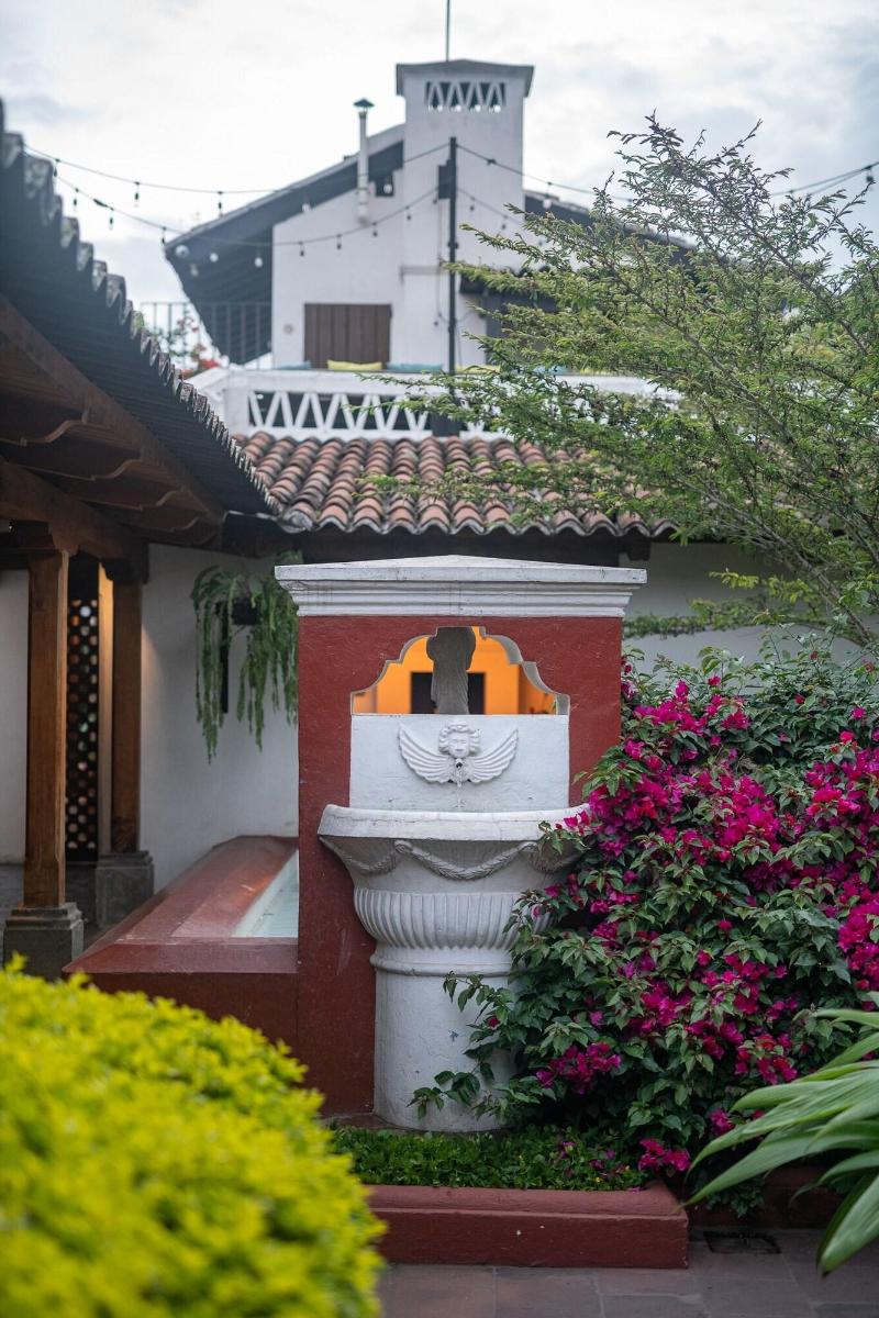 Barbaras Boutique Hostel image