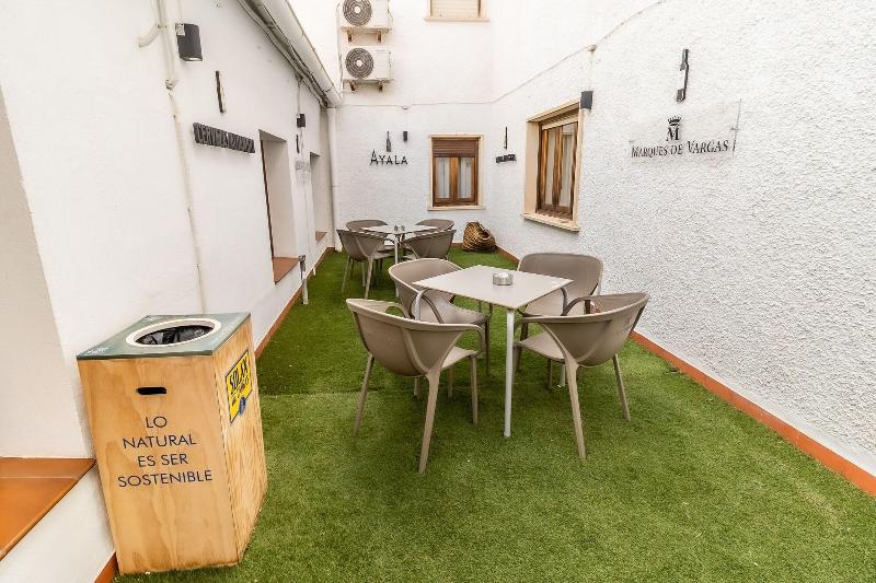 Hostal El Bomba image