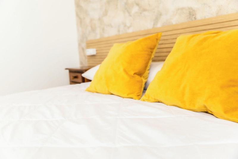 Hostal El Bomba image