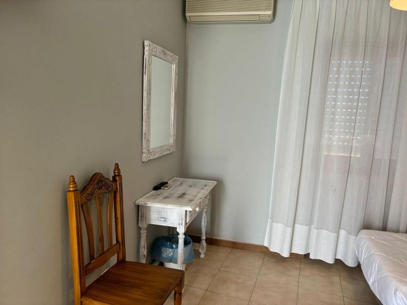 Hostal El Bomba image