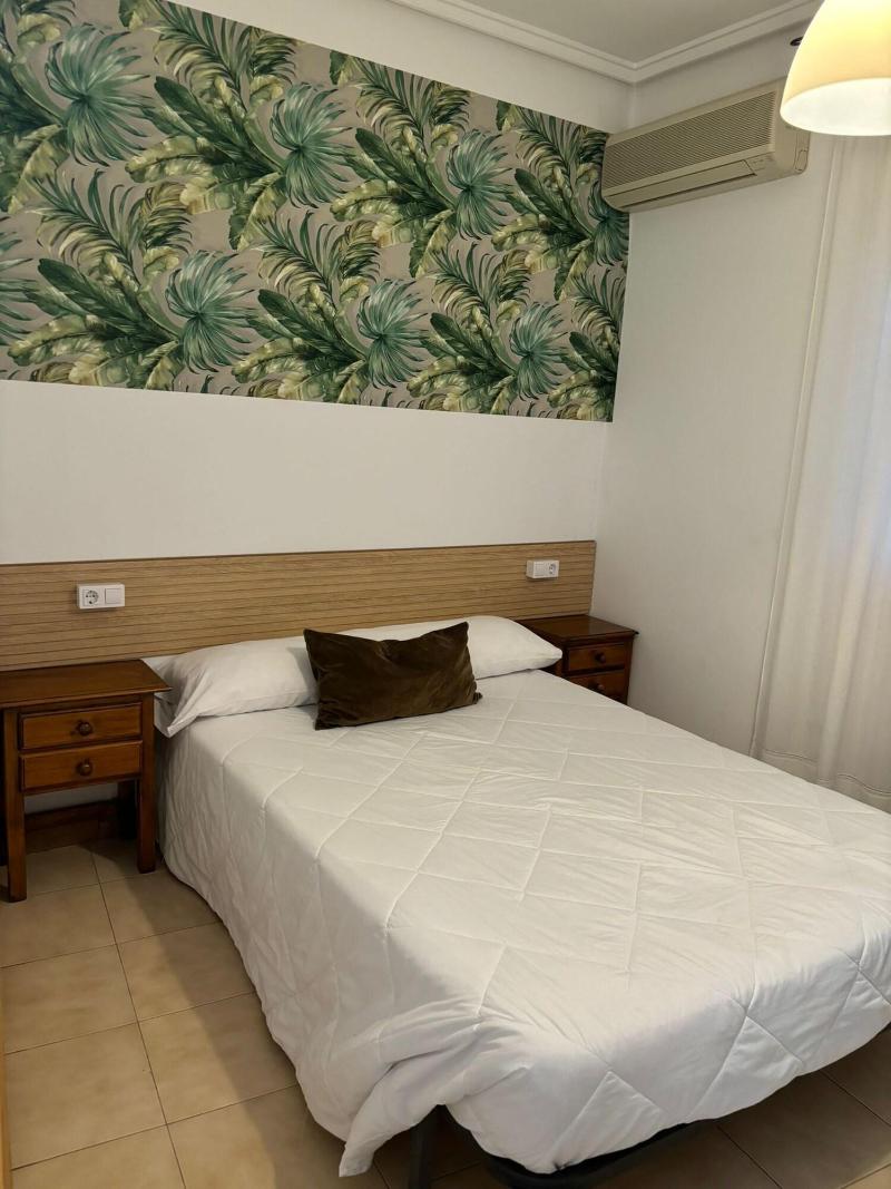Hostal El Bomba image