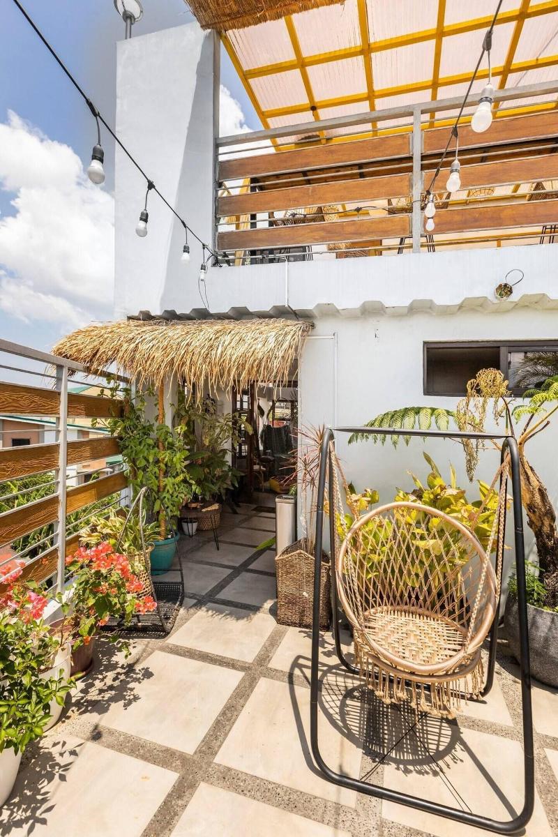 Rain Airport Bnb image