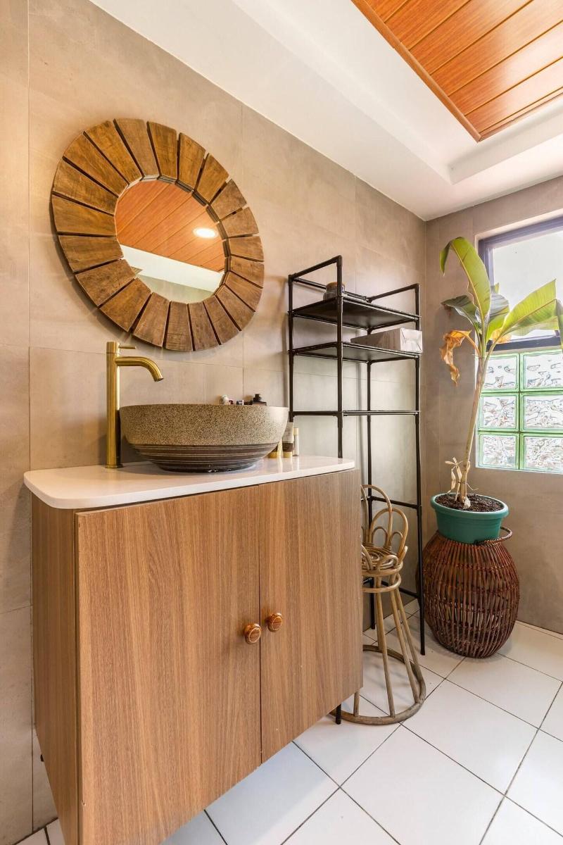 Rain Airport Bnb image