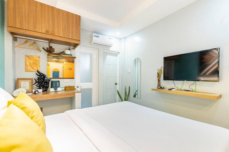 Rain Airport Bnb image