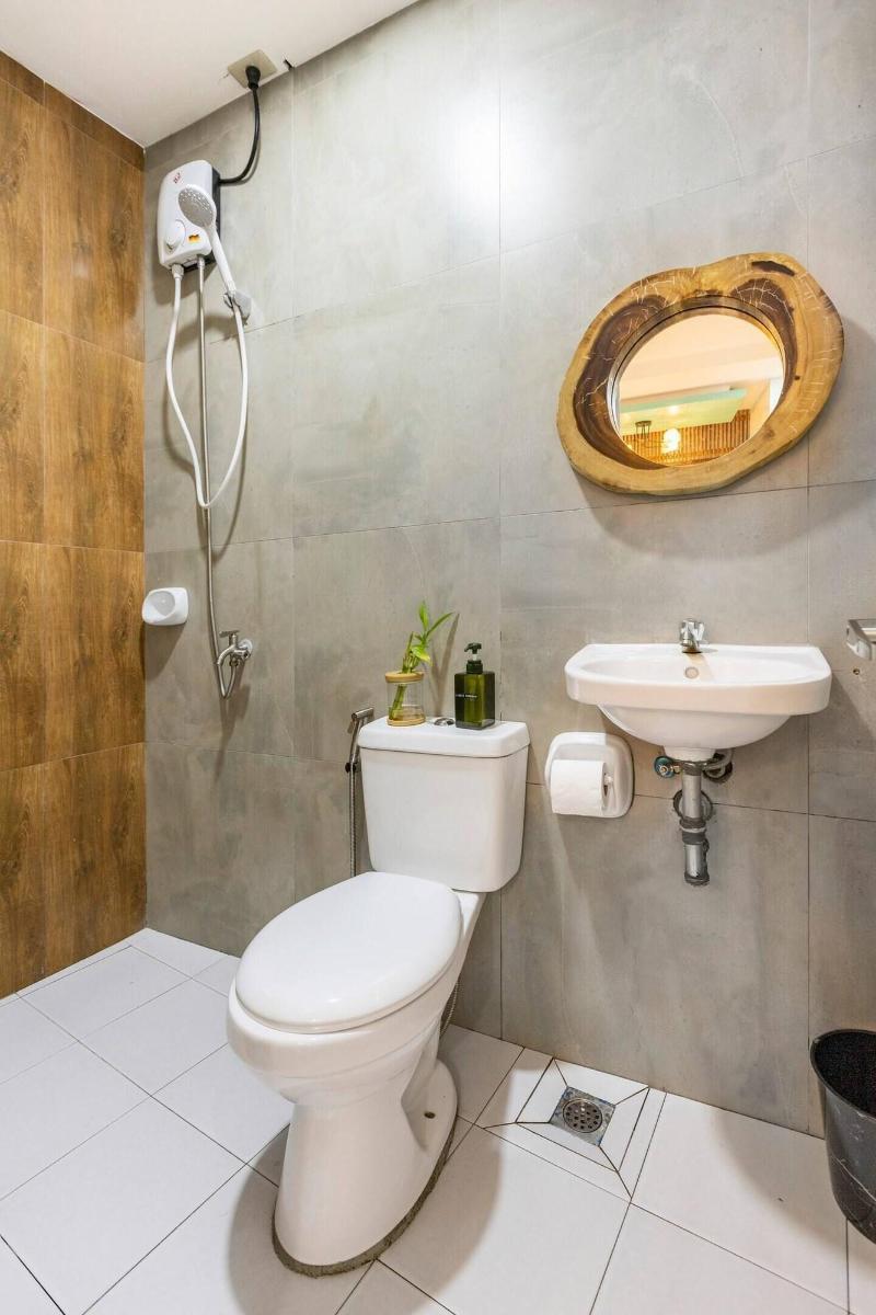 Rain Airport Bnb image