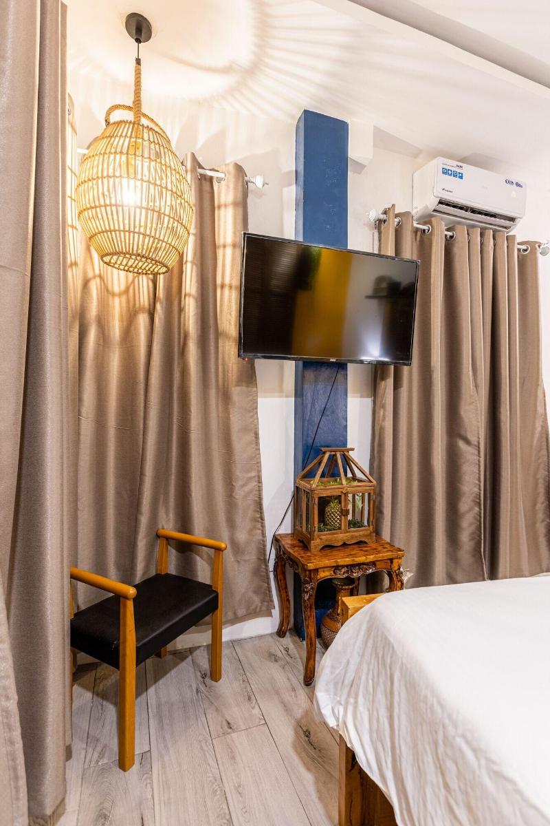 Rain Airport Bnb image