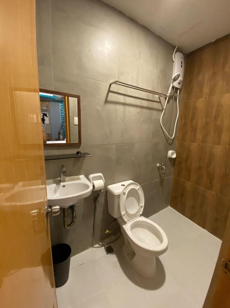 Rain Airport Bnb image
