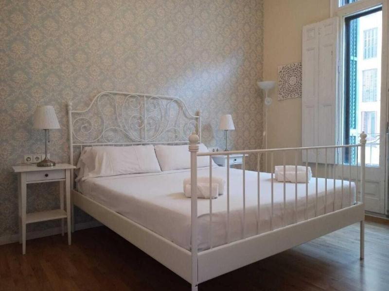 Hostal Lumine Suites By Gaiarooms image