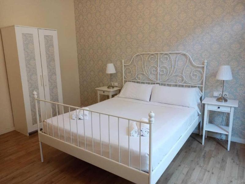 Hostal Lumine Suites By Gaiarooms image