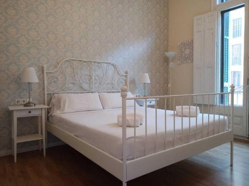 Hostal Lumine Suites By Gaiarooms image