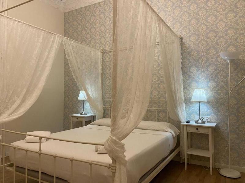 Hostal Lumine Suites By Gaiarooms image