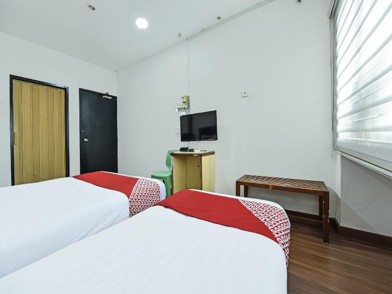 90727 Hotel Mini Indah image
