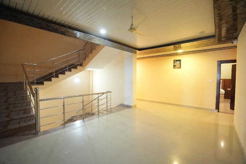 Sjh Venkatesh image